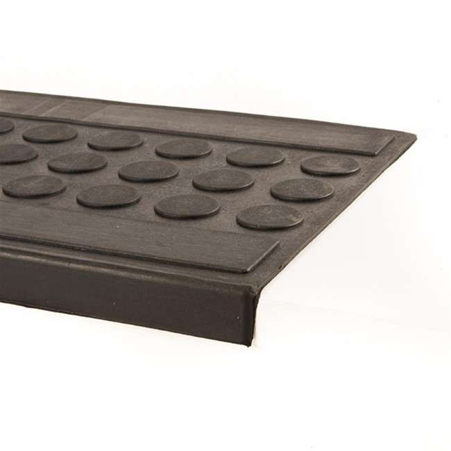 Rubber-stair-mat-closed -Stud-coin-stair-tread